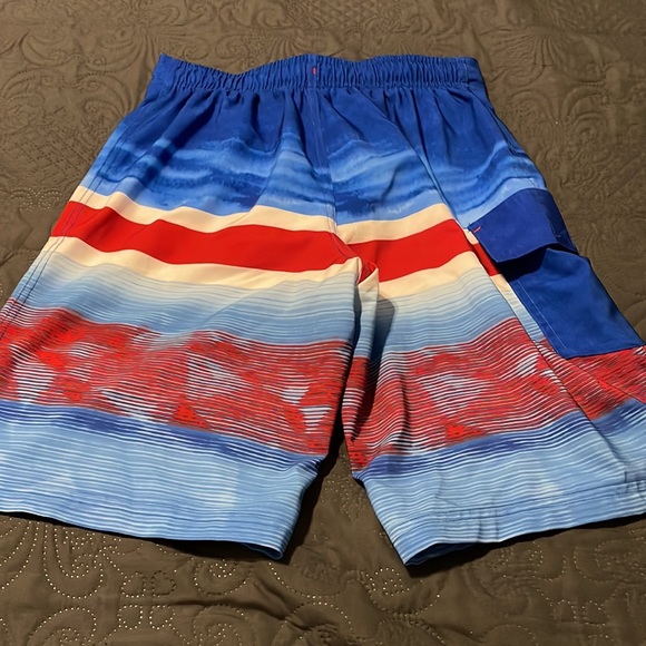 Swim trunks - Picture 2 of 4